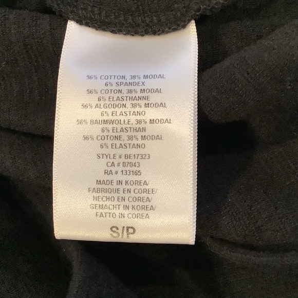 eri + ali Black Pullover Blouse Top Size Small Tiered Ruffle Bell Sleeves - Picture 10 of 10